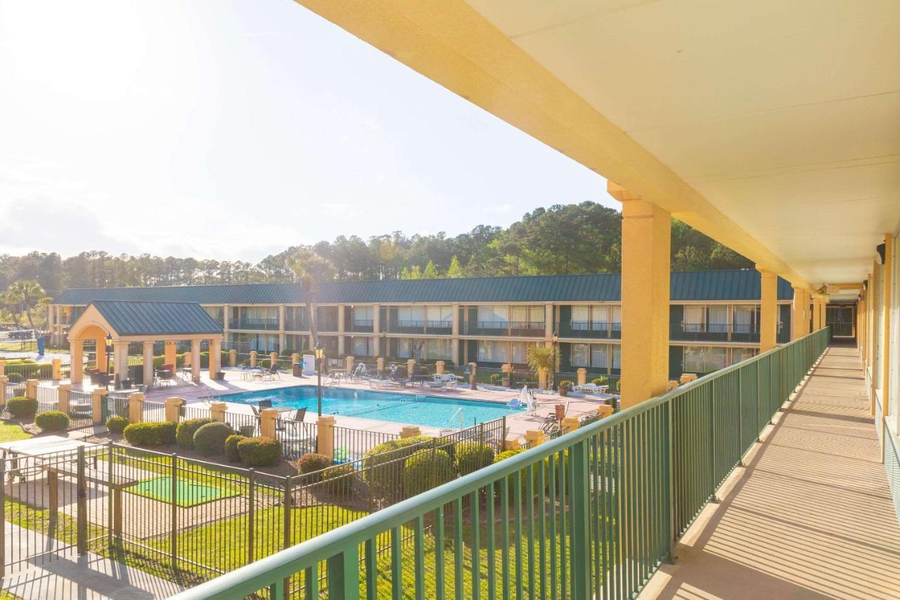 Quality Inn Richmond Hill - Savannah I-95 Esterno foto