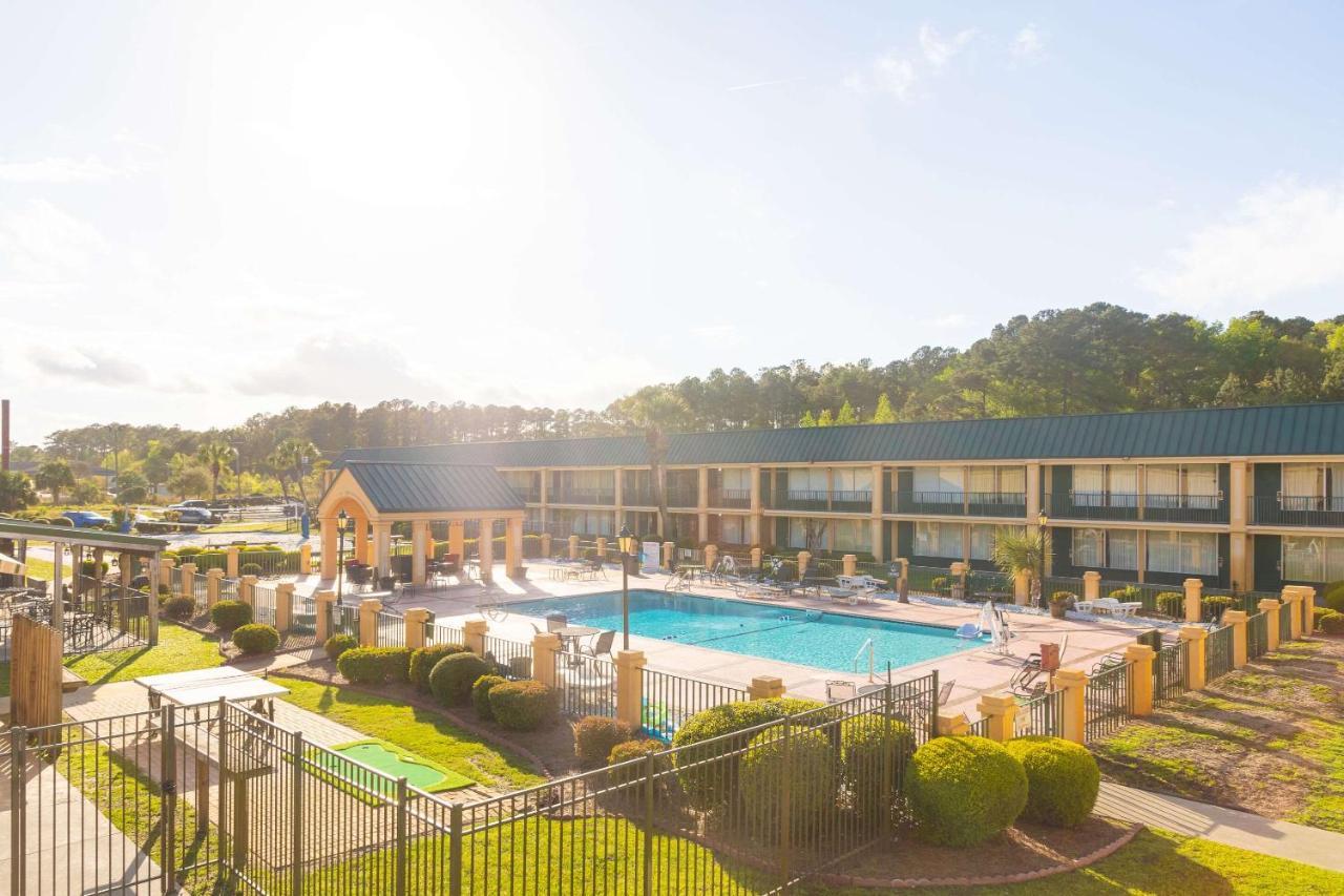 Quality Inn Richmond Hill - Savannah I-95 Esterno foto